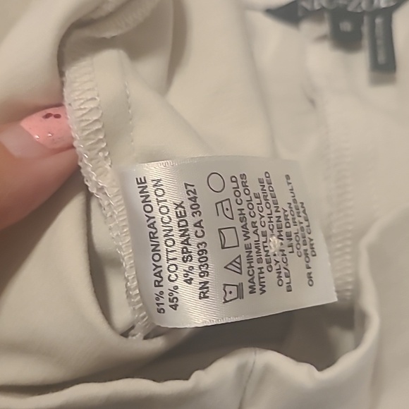 Nic + Zoe Pants - Picture 4 of 4